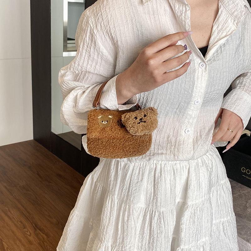 Женская ретро плюшевая сумка-тоут через плечо 2025 - Модная маленькая сумочка для работы и повседневной одежды