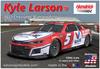 Salvinos Model NASCAR 2022 Camaro ZL1 Hendrick Motorsports Kyle Larson Valvoline Пластиковая модель SJMHMC2022KLV Molding Color JR 1/24