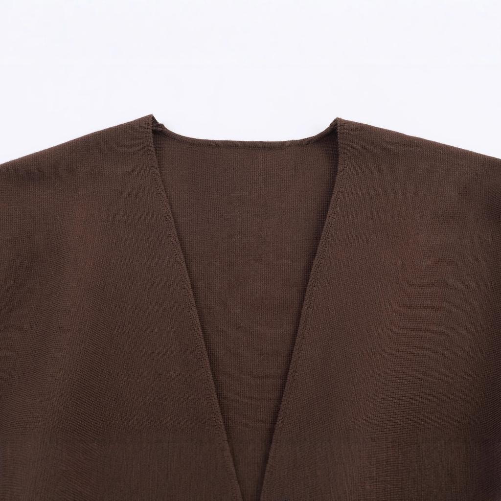 Модная трикотажная куртка с круглым вырезом и поясом