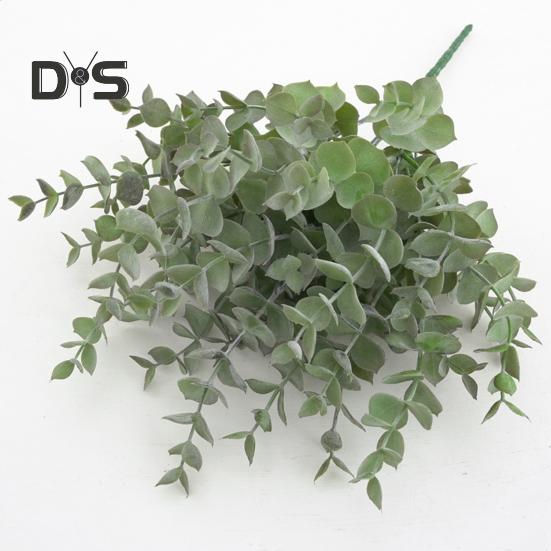 Искусственный эвкалипт со стеблем 7 вилок Не увядает без полива Реквизит для фотографий Реалистичные многоразовые пластиковые искусственные зеленые растения Товары для украшения дома