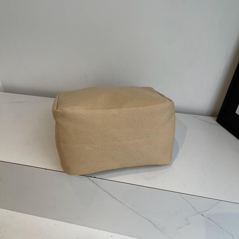 Женская однотонная сумка Outgoing Commuter Small Bag