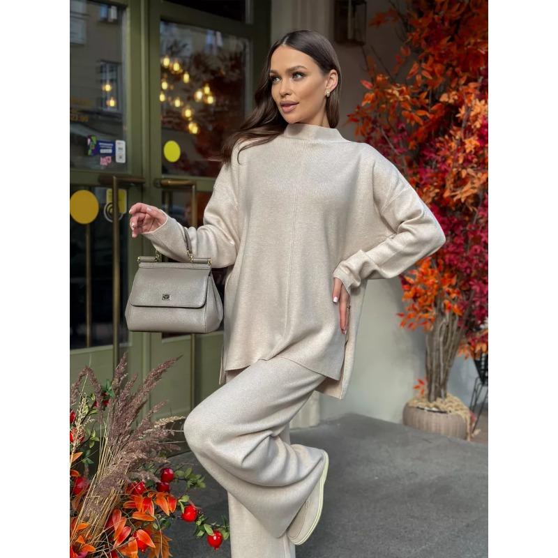 Женский комплект свитера с длинным рукавом и свободными повседневными брюками на осень и зиму