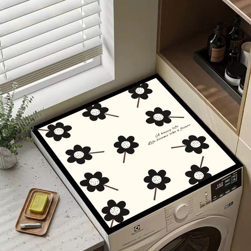 Стиральная машина не предназначена для стирки, впитывает воду, устойчива к грязи, защищает от солнца, устойчива к царапинам.