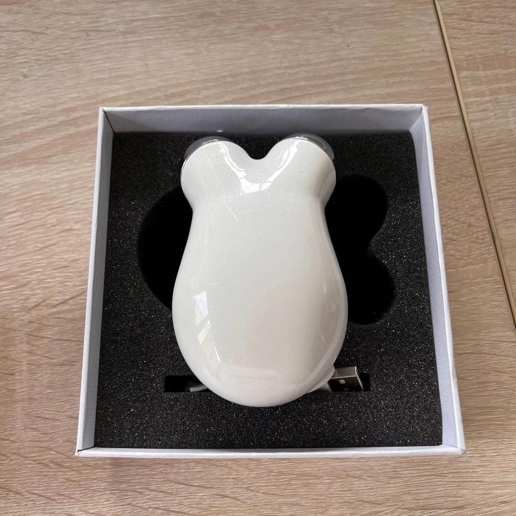 Микротоковый ролик для подтяжки и омоложения лица