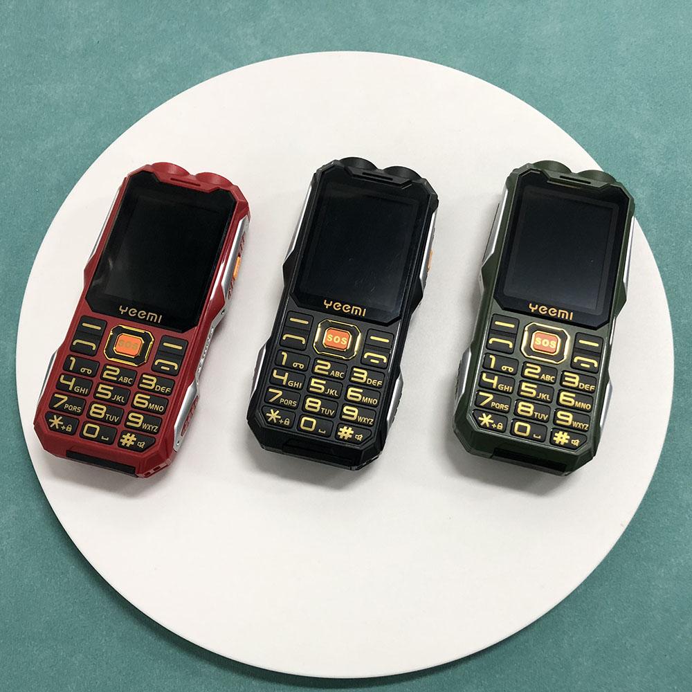 YEEMI Q8-1 2.4inch Screen 4G Button Phone Dual SIM Card Dual Flashlight One Click SOS Mp3 Mp4 FM 3000mAh Big Battery Big Button Mobile Phone