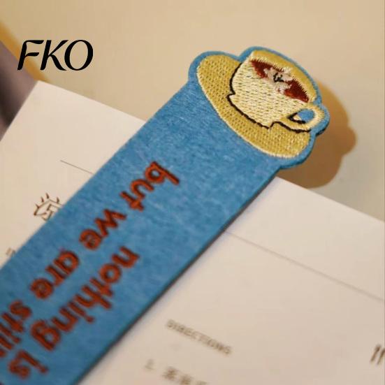 Felt Bookmark Handmade Embroidered Bookmark, Coffee Cup Book Page Marker, Lint-free Reading Accessories for Men Women Lovers Scrapbook