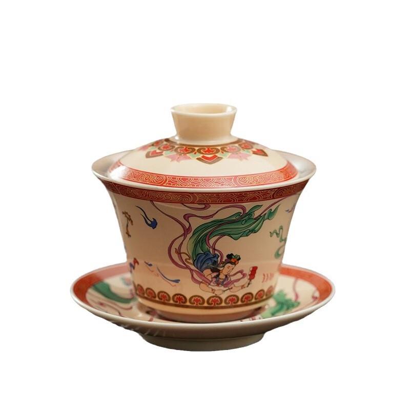 Дуньхуанская летящая фея, посеребренный гайвань