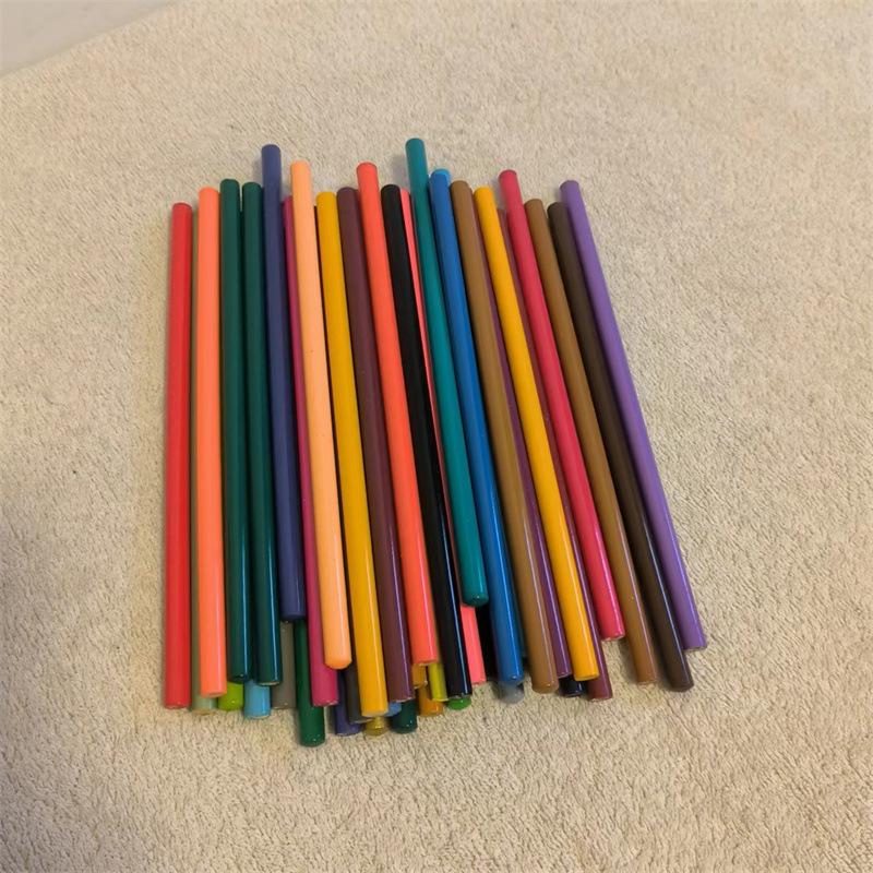 100 Oil-Based Colored Pencils with Minor Defects for Drawing and Coloring