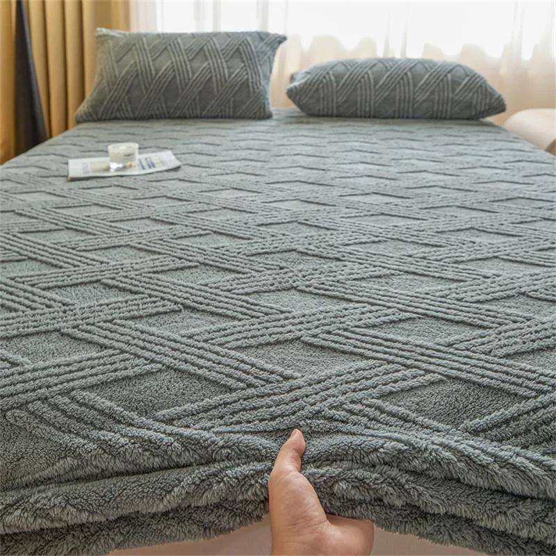 Keep Warm Sheet Bedcover Soft Plush Warm Fitted Sheet with Elastic Band Winter Velvet Mattress Cover Thicken Warmth Bed Cover Bedsheet Bed Linen