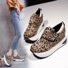 2024 Лидер продаж, женские туфли с леопардовым принтом, осенне-зимние туфли на танкетке в корейском стиле, тонкие повседневные туфли для студентов