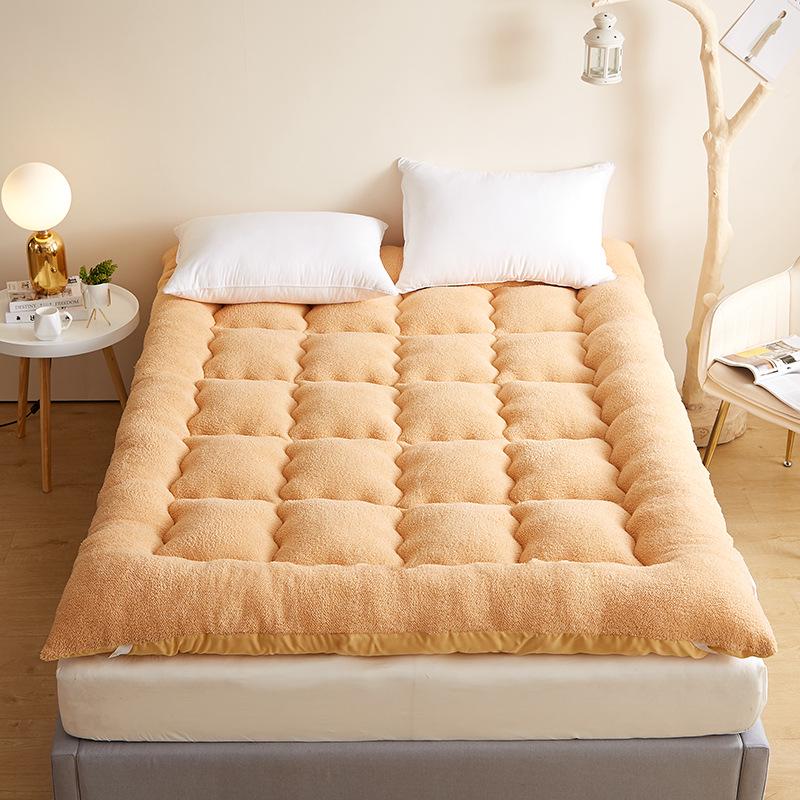 Three-Dimensional Down-Like Mattress Pad - Hotel Quality, Thick, for Dorms, Singles & Doubles, Lamb Wool