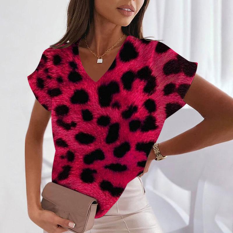 Women's V-neck Peacock Print Short Sleeve Tops Harajuku Oversized Tee Shirt Fashion Elegant Tees Casual Pullover Summer Clothing