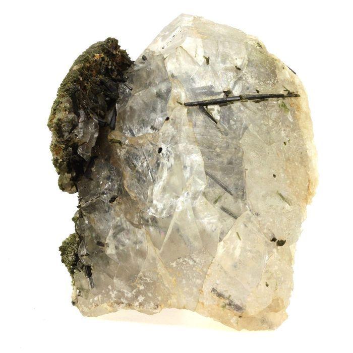 Quartz + Epidote 3325.0 carats