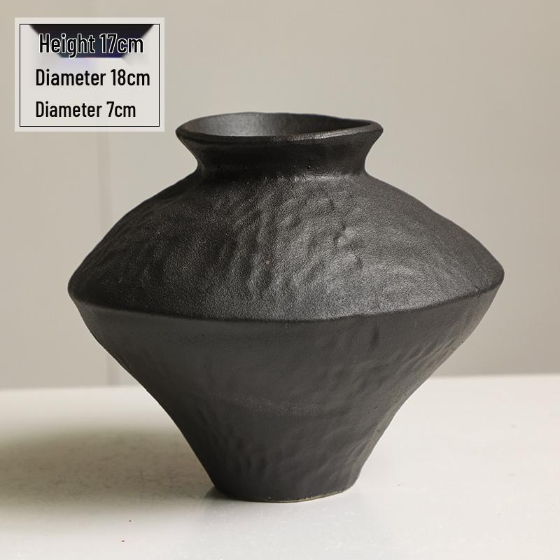 Wabi-Sabi Black Pottery Jar: Zen-style Retro Ceramic Vase for Tea Rooms and Hotels