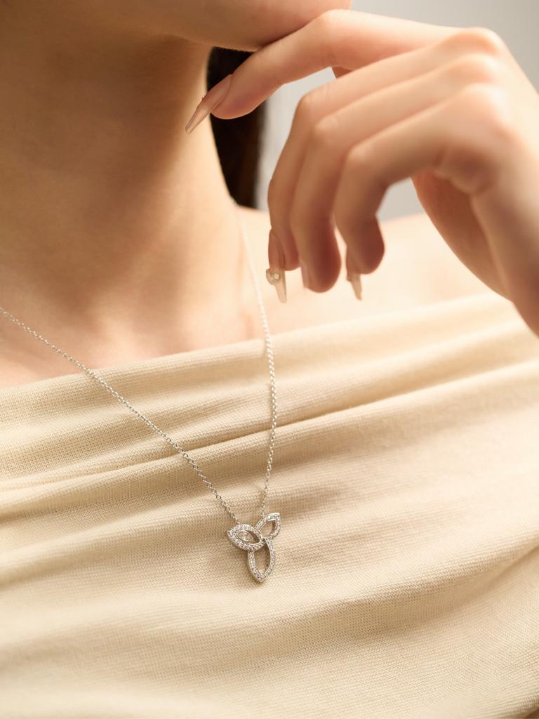 12 Minute Horse Eye Diamond Clover Pendant Diamond Necklace 18k Thick Gold Electroplated Daily Wear, Gift Banquet