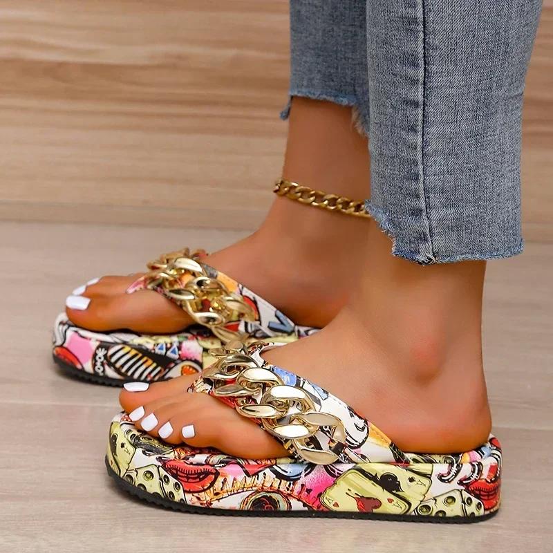 Women's Platform Flip-flops Slippers Summer New Graffiti Metal Chain Decoration Wedge Slippers for Women Beach Shoes Plus Size