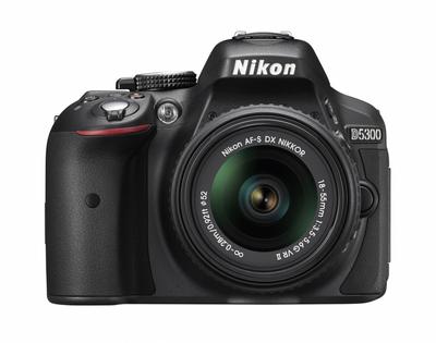 Nikon Цифровая зеркальная камера D5300 VR II, комплект объективов, черный, 24 миллиона пикселей, тип ЖК-дисплей, 18–55 мм, 3,2 дюйма D5300LK18-55VR2BK