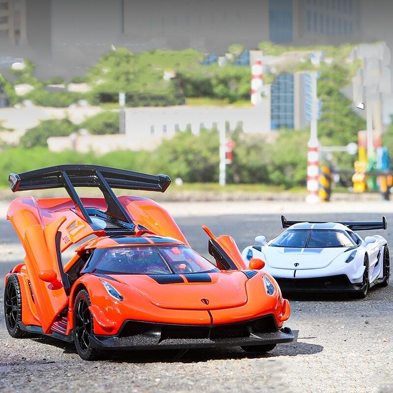 Масштаб 1/32 Koenigsegg Jesko, модель автомобиля из цинкового сплава, со светом, звуком и откидным литьем под давлением, игрушки, коллекции подарков, украшения для мальчиков