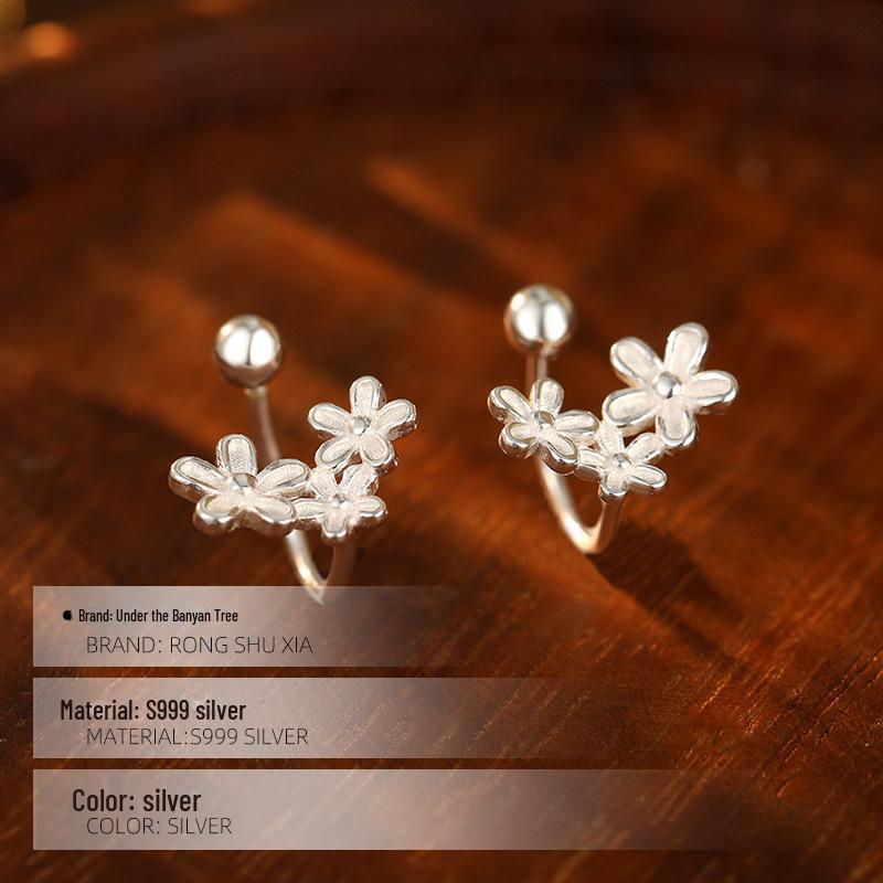 Женские серьги-гвоздики Banyan Tree S999 из серебра с маленьким цветком — роскошные легкие украшения.
