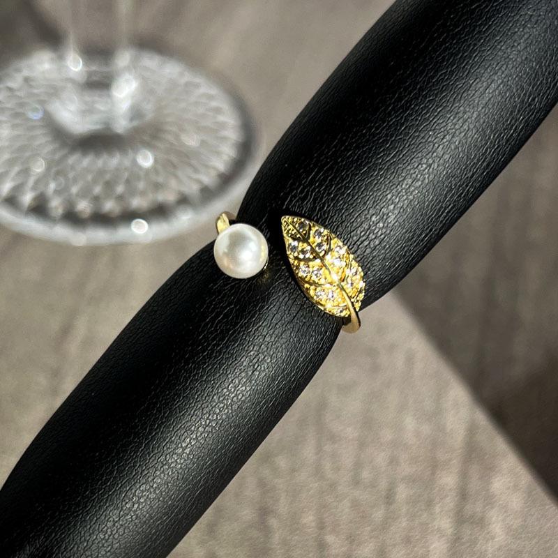 ins wind light luxury retro sweet cool pink purple diamond flower ring women's bright bright leaves high-end temperament ring