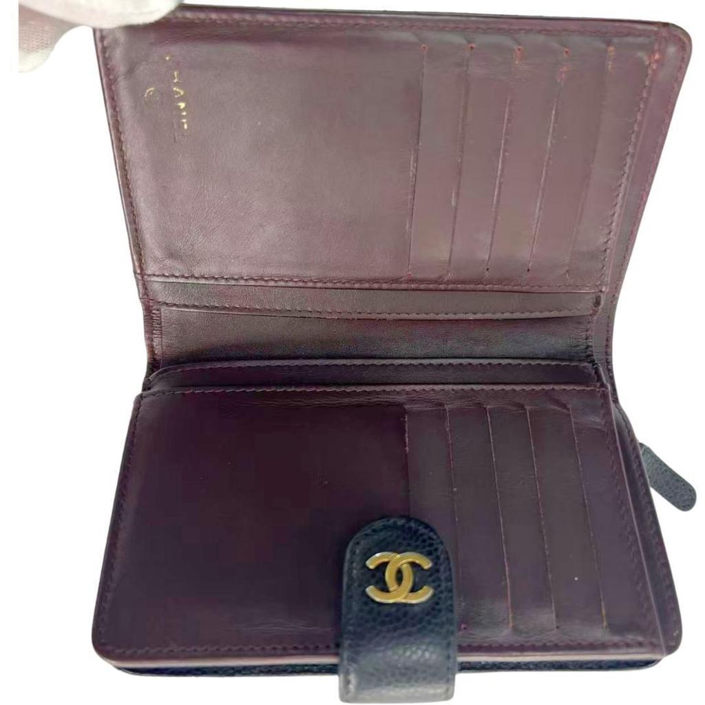 Used CHANEL Caviar Skin Coco Mark Bi-fold Wallet