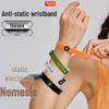Wireless Anti-Static Silicone Bracelet: Fashionable Negative Ion Wristband for Men and Women