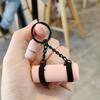Брелок-подвеска Маты для йоги Кирпичи для йоги: Унисекс Брелок для Сумки и Аксессуар для Автомобиля - Креативный Маленький Подарок