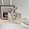 High-Grade Texture Large Capacity Bag New Popular Butterfly Explosive Chain Crossbody Bag Single Shoulder Tote Pack Design Sense