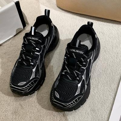 Повседневные кроссовки для бега женские сетчатые дышащие 2024 новые модные простые универсальные однотонные женские туфли с толстой подошвой осеннее время