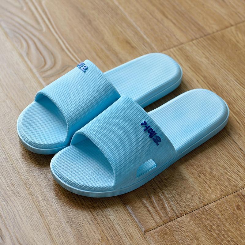 Летние тапочки для ванной из ПВХ, домашние сандалии для пар с героями мультфильмов, домашние милые нескользящие сандалии для ванной, женские