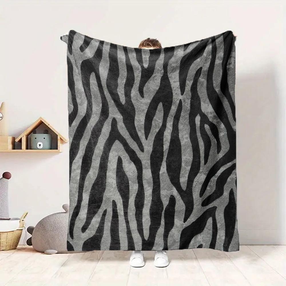 Zebra Print Flannel Blanket Throw Blanket Soft Warm Sofa Bed Camping Car home Decor Unique Christmas Gift C9301829