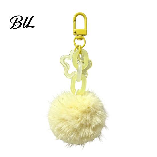 Bag Decorative Accessories Plush Ball Keychain, Fluffy Pompom Pendant with Hollow Star, Backpack Multi Purpose Hanging Accessory Purse Accessories,