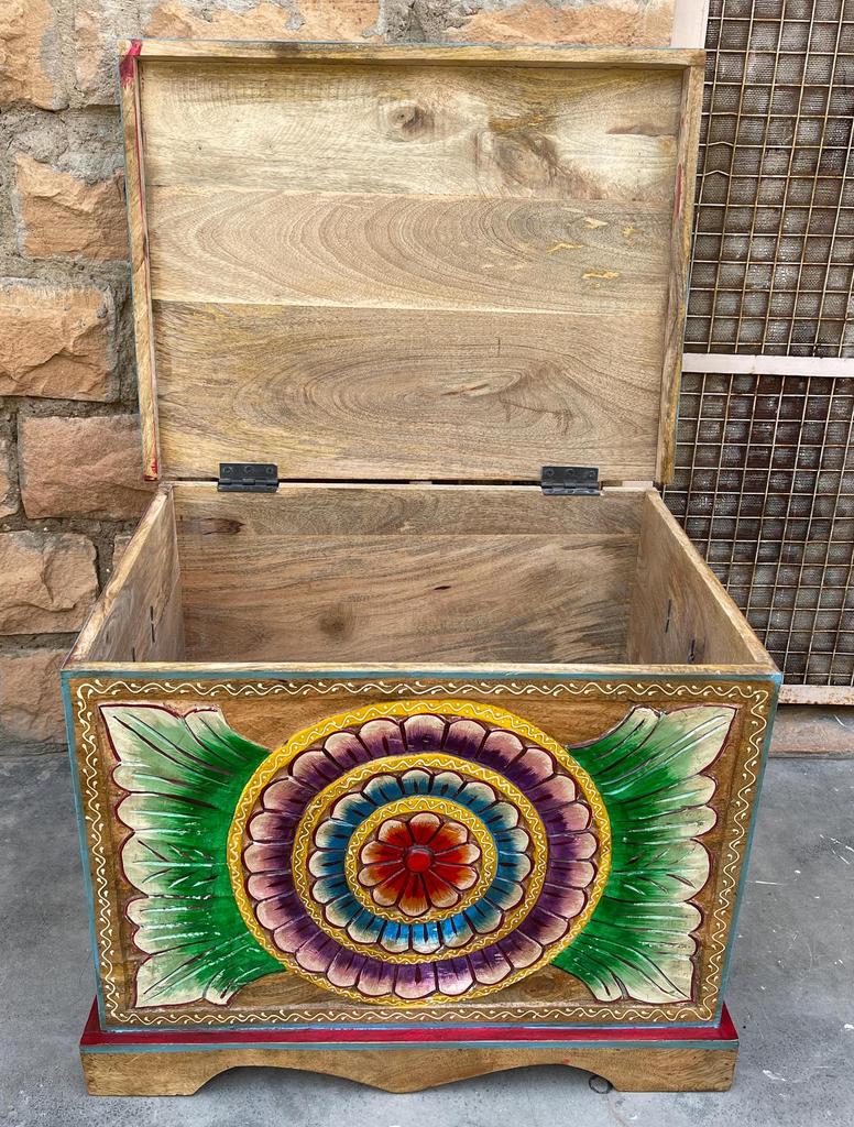 Деревянный расписной резной ящик для хранения Кофейный столик-Деревянный центральный сундук с цветочной резьбой для домашнего декора Организация произведений искусства Домашняя мебель