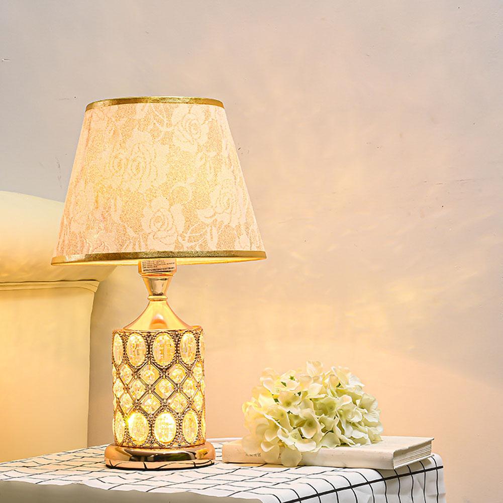 European Luxury Crystal Table Lamp Warm Romantic Ins Bedroom Nightstand Lamp Simple and Fashionable Decoration Night Light