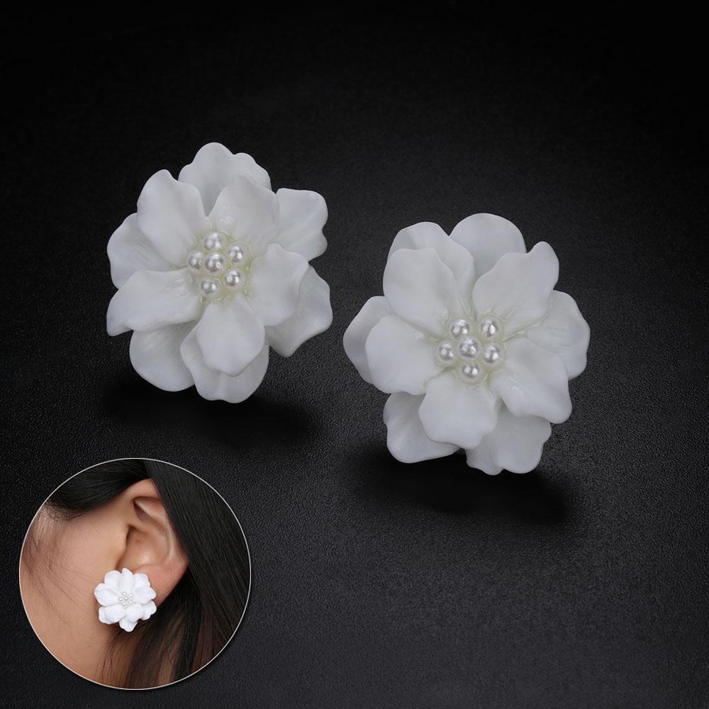 Elegant Women Girl Inlay Beads Simulated Pearl Stud Earrings Camellia Big White Flower