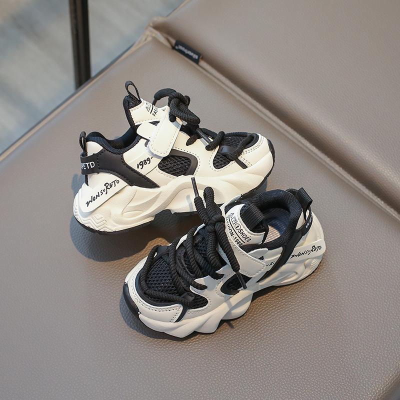 2024 Новые кроссовки для девочек, мягкие, подходящие по цвету, на шнуровке, подходящие по цвету, мягкие, дышащие, сетчатые, детские, спортивная обувь для мальчиков, нескользящая