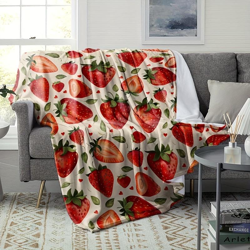 Sweet Strawberry Fruit Flannel Throw Blanket, Fresh Red Strawberry Leaf Print Soft Warm Cozy Blanket for Sofa Bed Bedroom Home Decor Gift