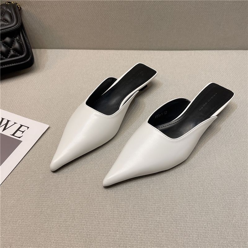 2024 New Low Heel Slippers Summer Close Toe Outdoor Mules Casual Pumps Street Style Mum‘s Sandal Slip On Half Slippers Loafers