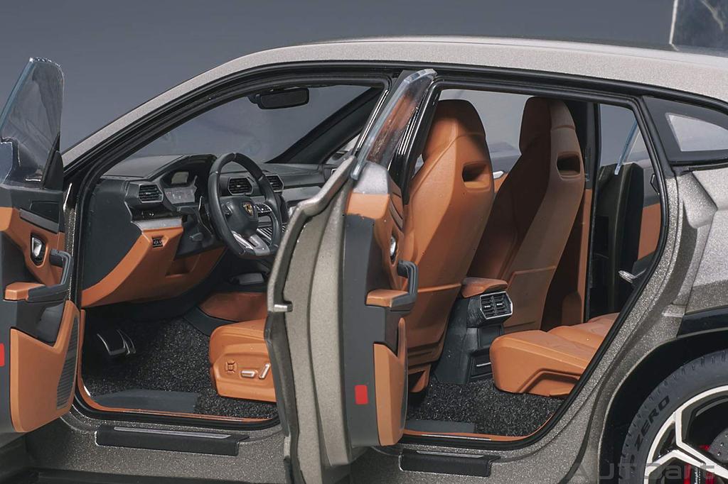 AUTOart Scale Lamborghini Urus Metallic Gray Finished Product 79164 1/18