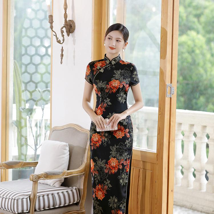 1011 summer and autumn new short-sleeved long satin plain white Chinese style thin cheongsam skirt large size women's clothing