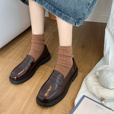 Модная обувь на один фут с круглым носком, маленькие кожаные туфли, весна-осень, новая ретро-обувь, модные, удобные, простые женские туфли