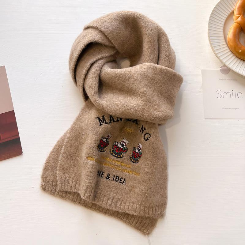 Wool College Style Retro Embroidery High-end Bear Knitted Scarf Thickened Student Female Winter Warm Scarf