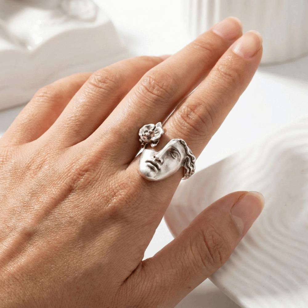 Elegant Masquerade Mask Ring Minimalist Stacked Ring Unique Venus Crown Ring Special Occasion