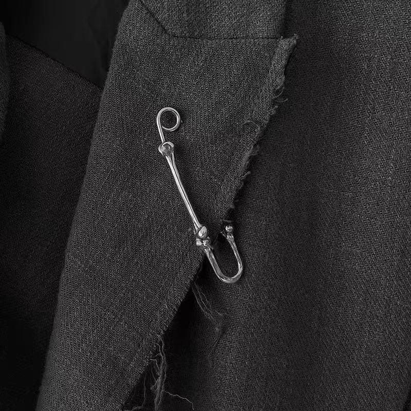 Punk Rock Metal Brooches Irregular Bone Design Badge for Jacket Suit Fashion Accessory Unisex Gift
