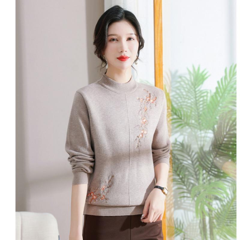 New Middle-aged and Elderly Women's Semi-turtleneck Warm Knitted Jacquard Bottoming Shirt Mother Sweater Piled and Thickened Autumn and Winter