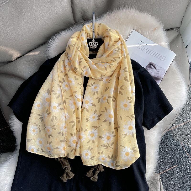 Fashion Brand Lovely Floral Tassel Viscose Shawl Scarf Ladies Soft Pashmina Hijabs and Wraps Foulard Muslim Sjaal 180*90Cm