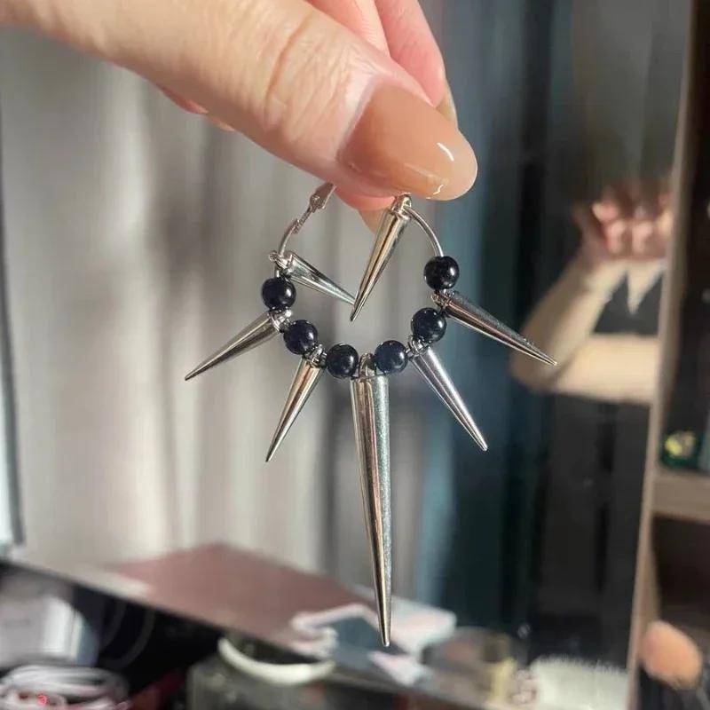 Personality Grunge Rock Accessories Black Rivet Hoop Earrings Cool Hip Hop Earring for Women EgirlPunk Mens Jewelry Fashion Gift