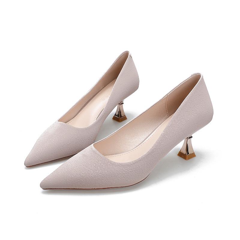 Французский сказочный стиль, неглубокий вырез, темпераментные высокие каблуки, корейская версия, острый носок, тонкий каблук, одинарные туфли, женские простые профессиональные OL для работы