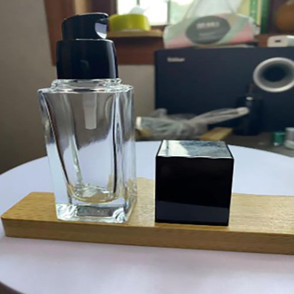 Transparent Split Bottle Glass Square Liquid Foundation Bottle Isolation Cream Packaging Bottle