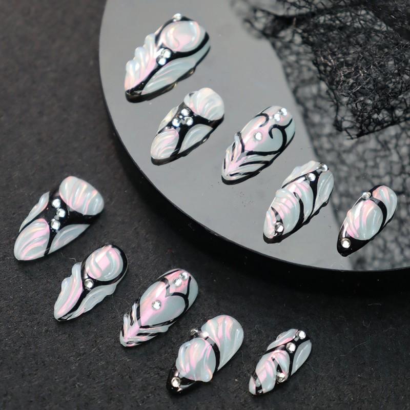 Gothic Style Press-On Nails With Hand-Painted Geometric Lines Black Holographic Effect Almond Shape Women